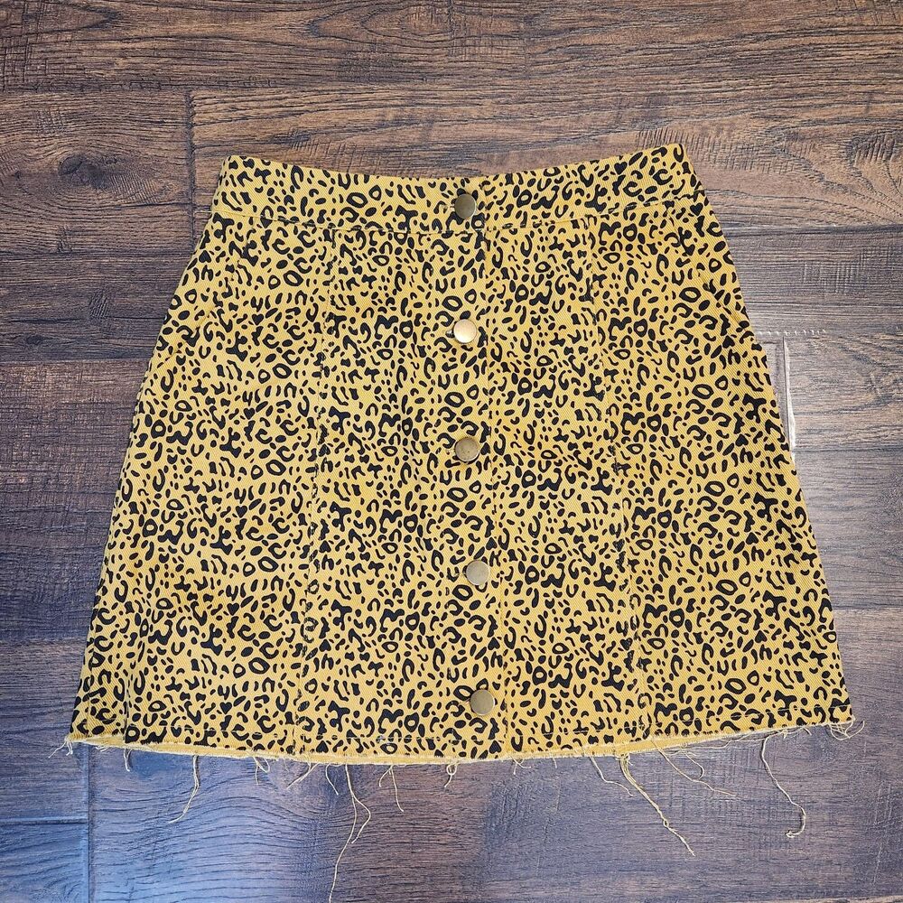 Idem Ditto Leopard Cheetah Print Denim Raw Frayed Hem Mini Skirt Womens Small